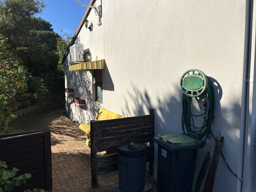 3 Bedroom Property for Sale in Loevenstein Western Cape